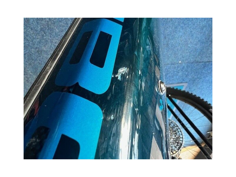 CUBE Stereo Hybrid 140 Hpc Slx 750 Liq/blu click to zoom image