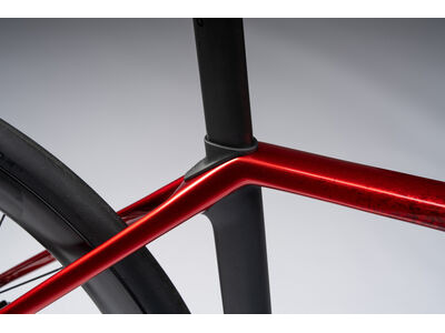 COLNAGO C72 Disc 2026 Carbon Road Race Bike with Dura Ace Di2, ENVE 4.5 SES click to zoom image