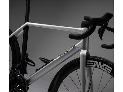 COLNAGO C72 Disc 2026 Carbon Road Race Bike with Dura Ace Di2, ENVE 4.5 SES click to zoom image