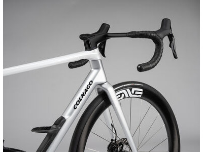 COLNAGO C72 Disc 2026 Carbon Road Race Bike with Dura Ace Di2, ENVE 4.5 SES click to zoom image