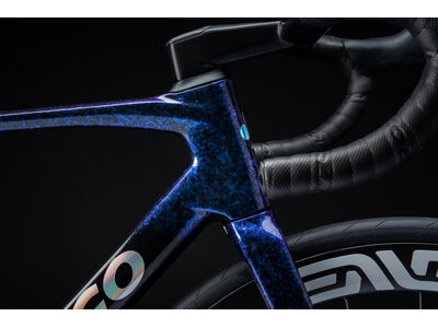 COLNAGO V5rs Disc 2025 Carbon Road Complete Bike Dura Ace Di2 click to zoom image