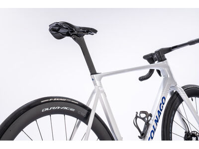 COLNAGO V5rs Disc 2025 Carbon Road Complete Bike Ultegra Di2 White Blue click to zoom image