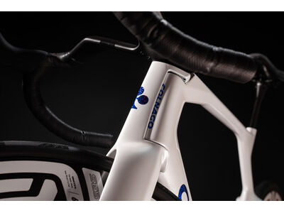 COLNAGO Y1RS Disc 2025 Carbon TT Aero Bike Dura Ace Di2 click to zoom image