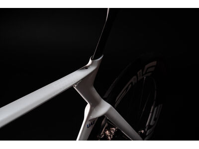 COLNAGO Y1RS Disc 2026 Carbon TT Aero Bike Dura Ace Di2 click to zoom image