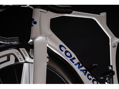 COLNAGO Y1RS Disc 2026 Carbon TT Aero Bike Dura Ace Di2 click to zoom image