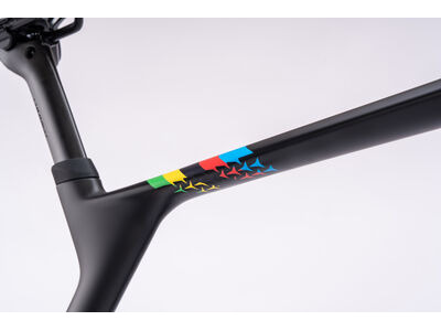 COLNAGO Y1RS Disc 2025 Carbon TT Aero Frameset click to zoom image