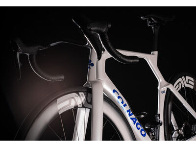 COLNAGO Y1RS Disc 2025 Carbon TT Aero Frameset White & Blue Decal click to zoom image