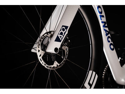 COLNAGO Y1RS Disc 2025 Carbon TT Aero Frameset White & Blue Decal click to zoom image