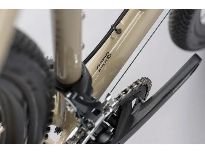 GENESIS Croix De Fer 10 Sand click to zoom image