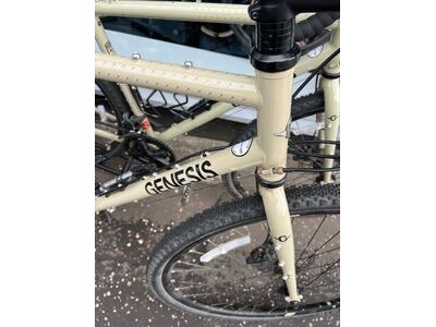 GENESIS Croix De Fer 10 Sand Medium MD Sand  click to zoom image